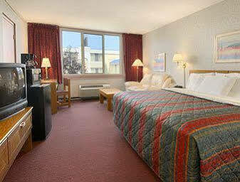 Days Inn By Wyndham Willoughby/Cleveland Exterior foto